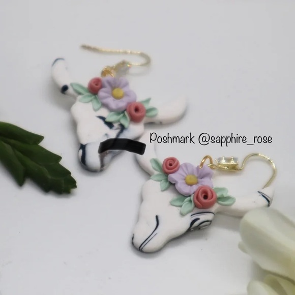 Cowgirl Chic Boho Floral Cow Skull Womens Handmade Earrings Country Cowboy Bulls - Picture 2 of 2